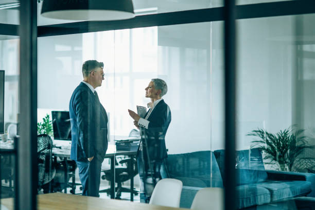 Pourquoi est-il important d’engager un avocat en droit des affaires dans son entreprise ?