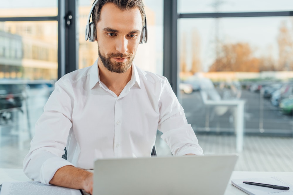 Comment la technologie de traduction aide les agences de traduction juridique à se démarquer