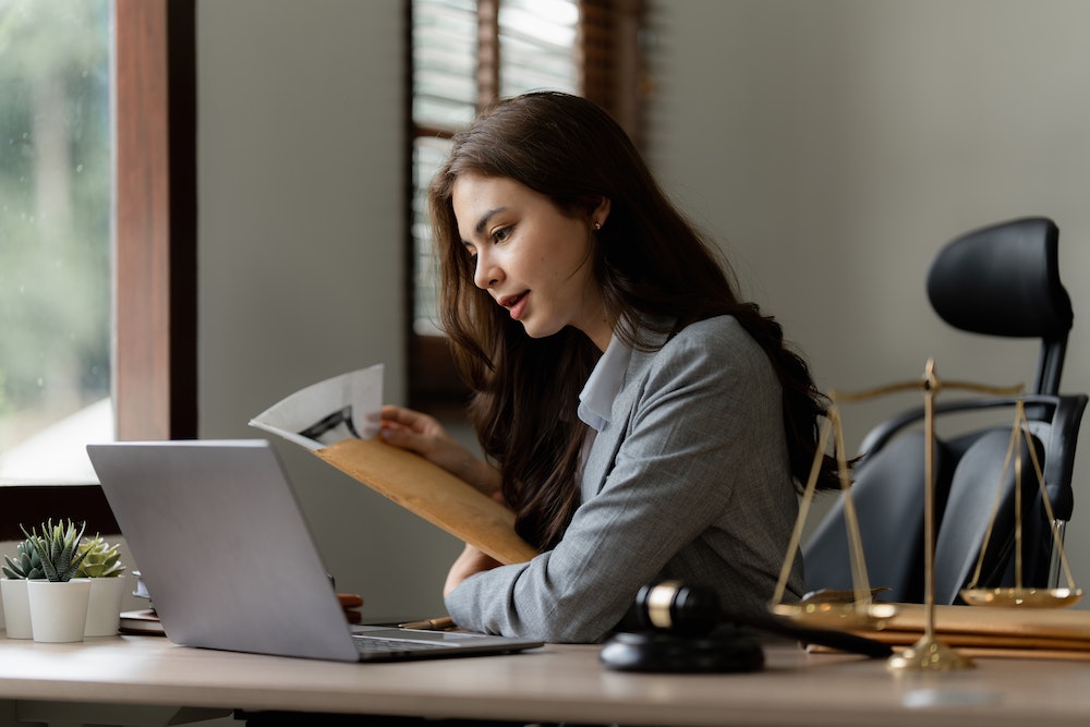 Contrat de travail en CDI : comment rédiger une clause de non-concurrence ?