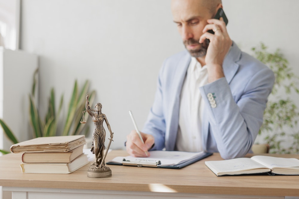 Les Annonces Légales: Pilier Incontournable de la Transparence des Entreprises