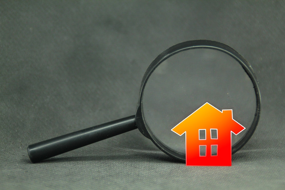 La loi Hoguet et l'estimation immobilière : un cadre réglementaire pour protéger les professionnels et les consommateurs